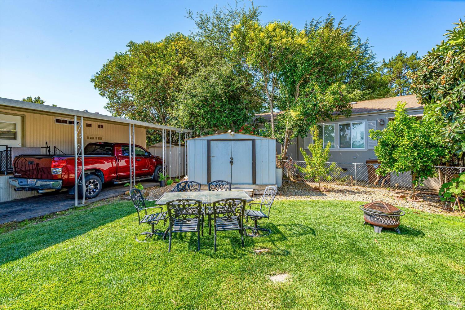 Detail Gallery Image 31 of 42 For 107 Garth St, Napa,  CA 94558 - 3 Beds | 2 Baths