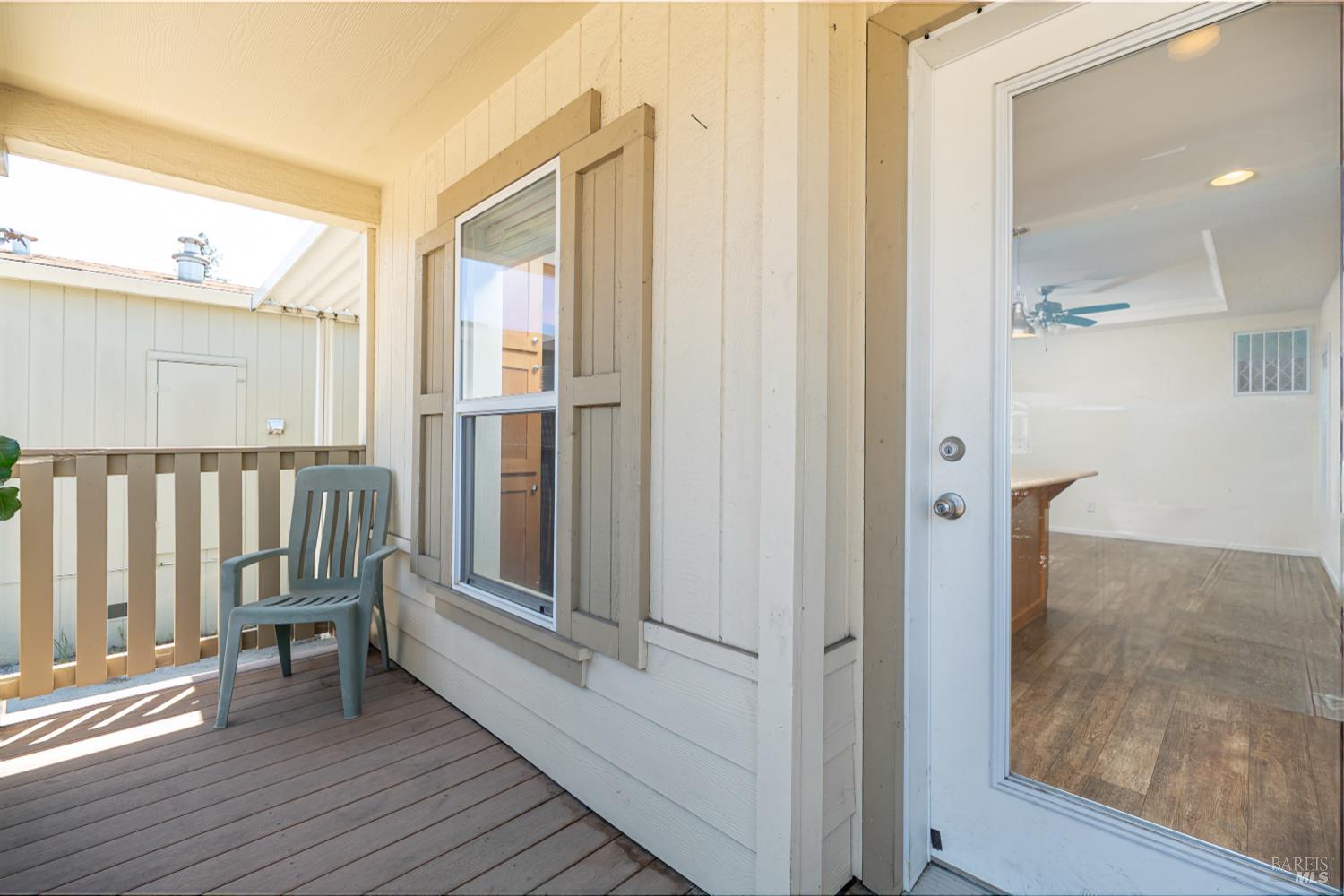 Detail Gallery Image 2 of 16 For 61 Romani Ct, Santa Rosa,  CA 95407 - 1 Beds | 1 Baths