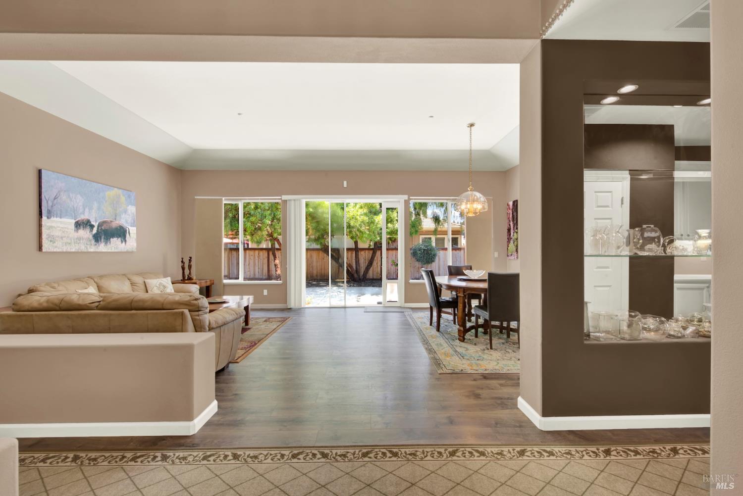 Detail Gallery Image 21 of 93 For 616 Pavilion Dr, Fairfield,  CA 94534 - 3 Beds | 2/1 Baths