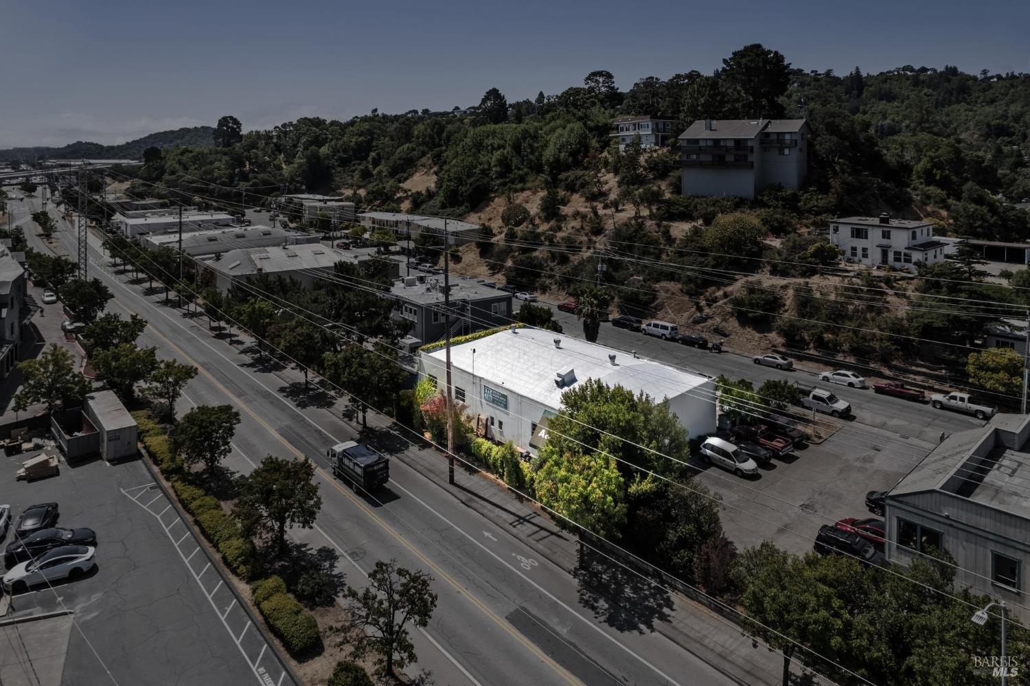 Detail Gallery Image 25 of 30 For 40 Woodland Ave, San Rafael,  CA 94901 - – Beds | – Baths