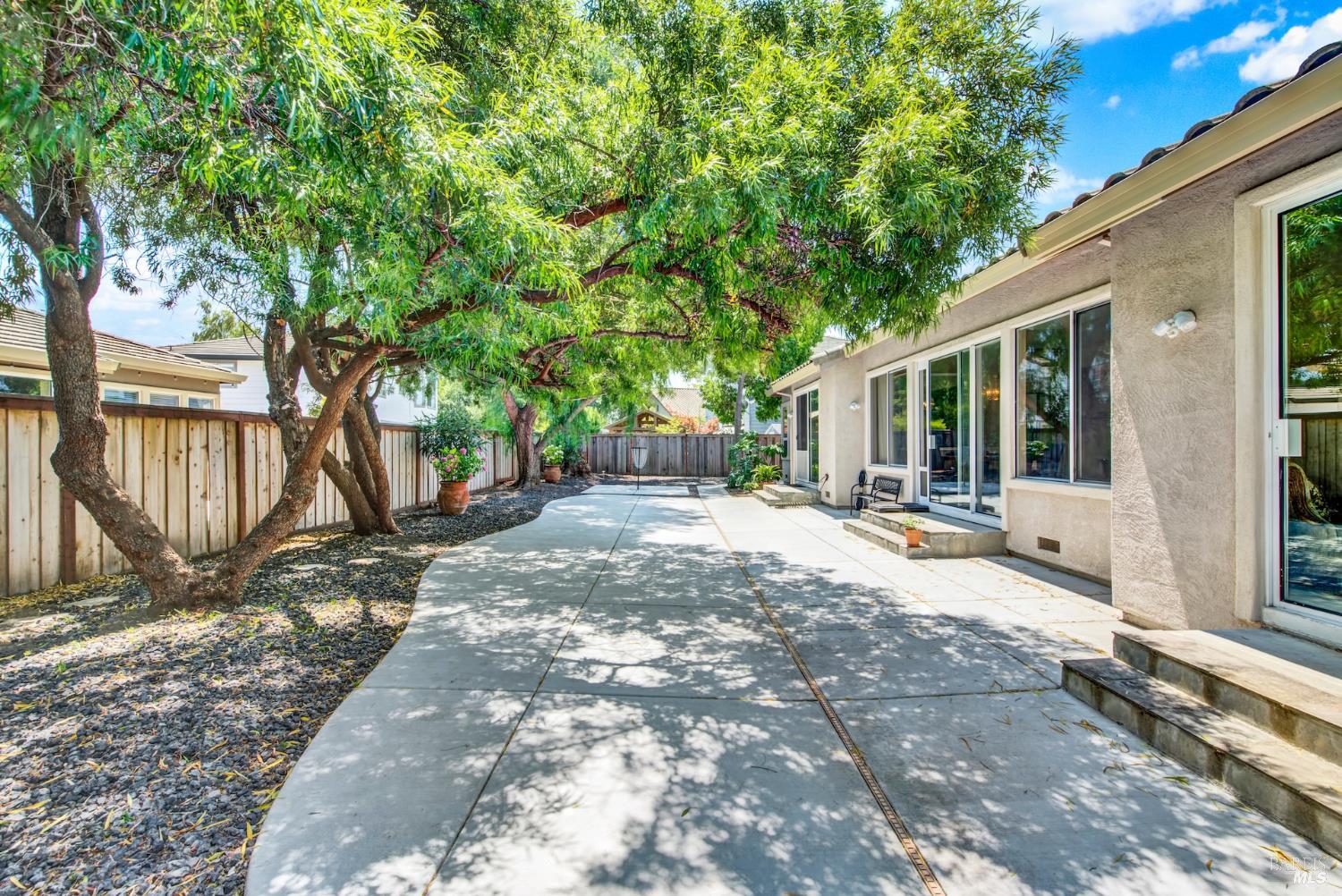 Detail Gallery Image 77 of 93 For 616 Pavilion Dr, Fairfield,  CA 94534 - 3 Beds | 2/1 Baths