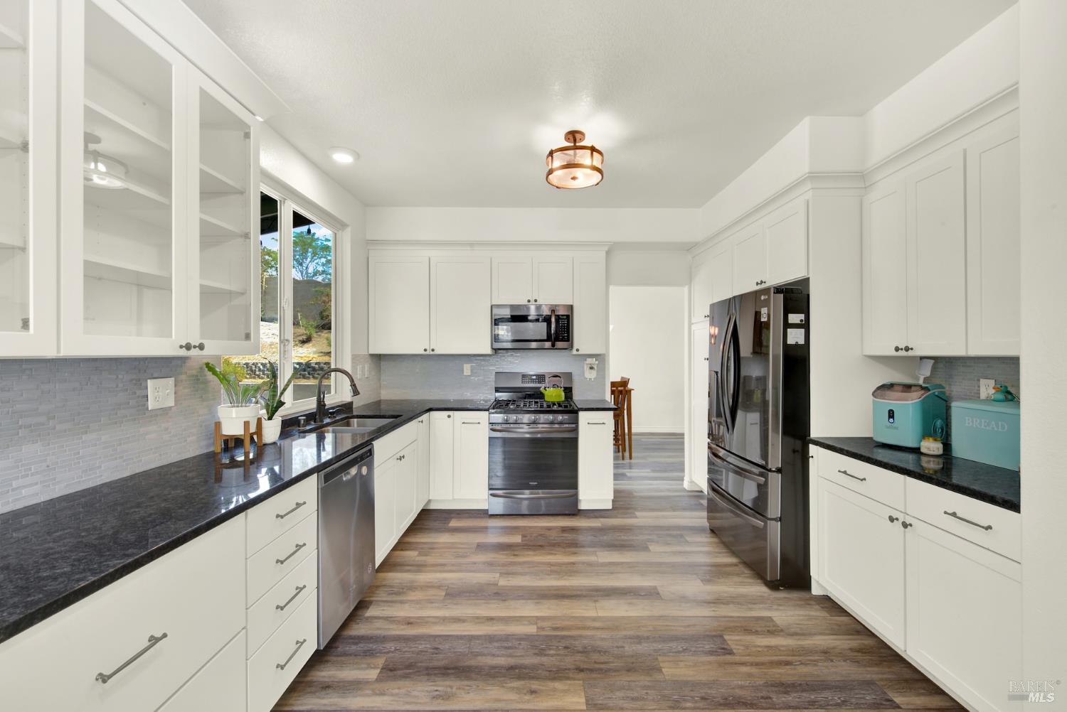 Detail Gallery Image 31 of 81 For 249 Milford Ct, Vacaville,  CA 95688 - 4 Beds | 2/1 Baths