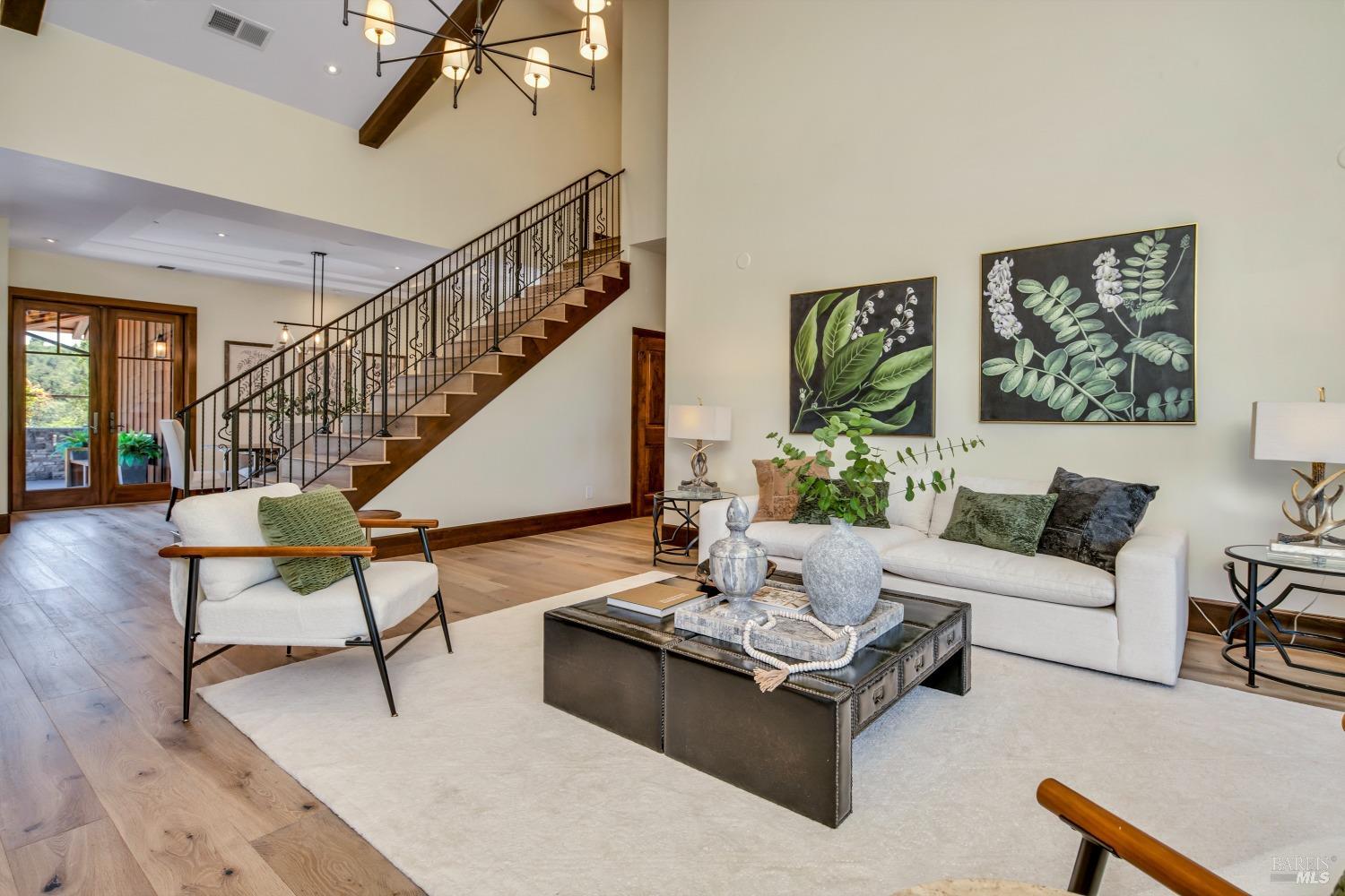Detail Gallery Image 21 of 57 For 231 Poppy Hill Dr, Healdsburg,  CA 95448 - 4 Beds | 3/1 Baths