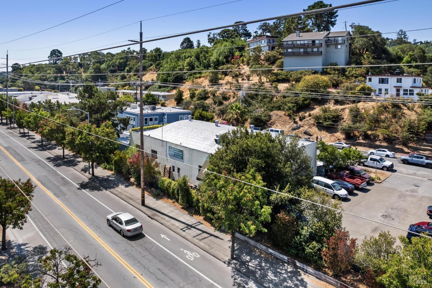 Detail Gallery Image 22 of 30 For 40 Woodland Ave, San Rafael,  CA 94901 - – Beds | – Baths