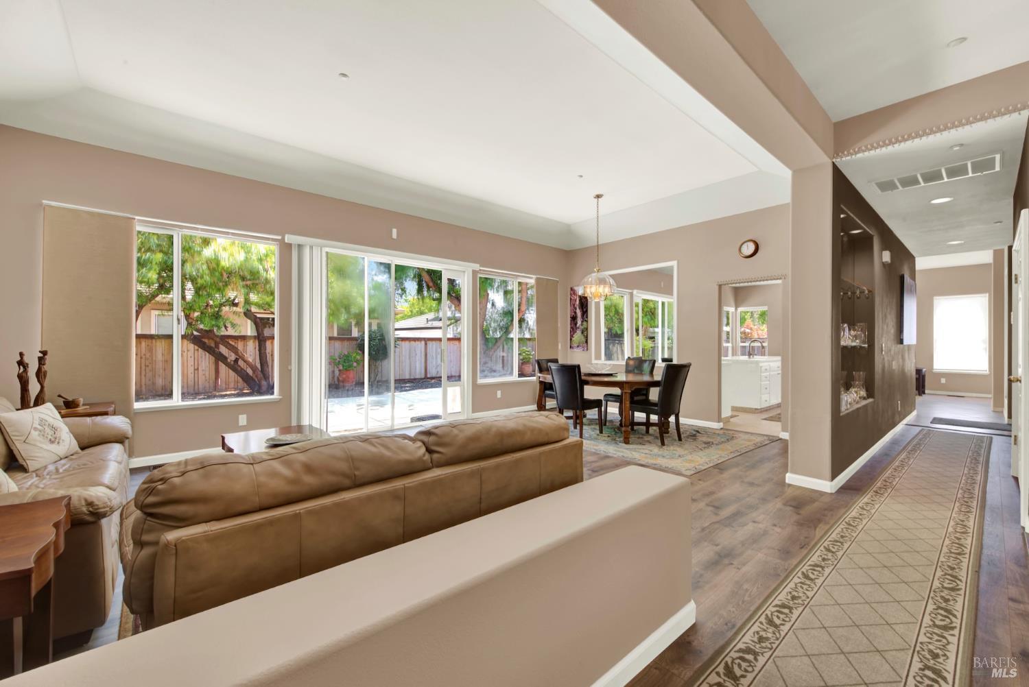 Detail Gallery Image 29 of 93 For 616 Pavilion Dr, Fairfield,  CA 94534 - 3 Beds | 2/1 Baths