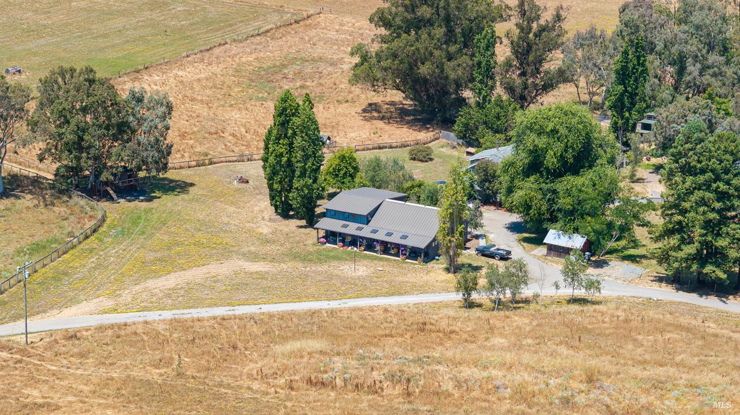 Detail Gallery Image 23 of 41 For 3803 Spring Hill Rd, Petaluma,  CA 94952 - 6 Beds | 5/1 Baths