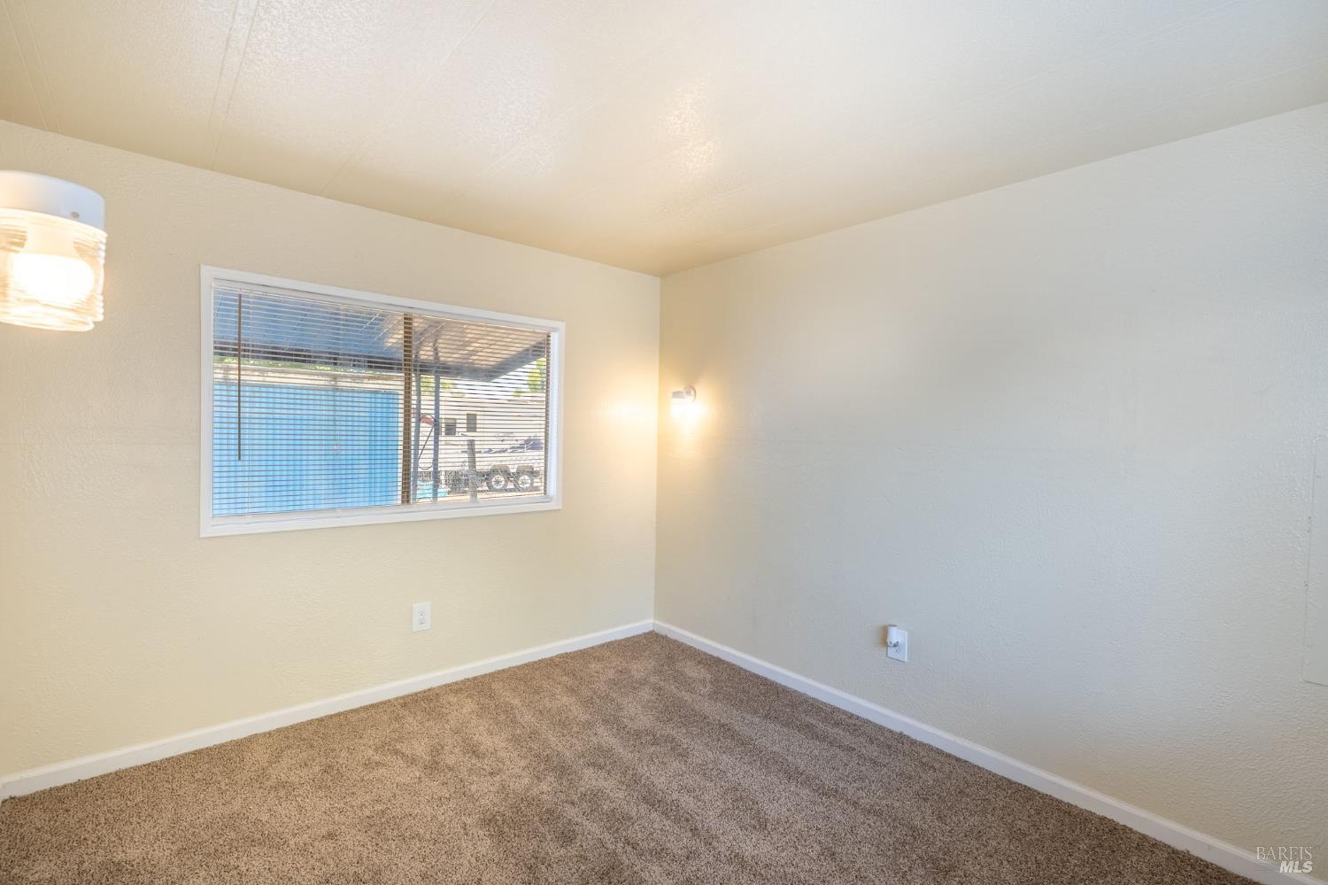 Detail Gallery Image 21 of 23 For 5575 Old Highway 53 Hwy 43, Clearlake,  CA 95422 - 2 Beds | 1/1 Baths