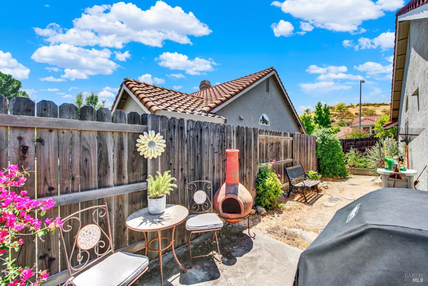 Detail Gallery Image 59 of 63 For 231 Ballindine Dr, Vacaville,  CA 95688 - 4 Beds | 2 Baths