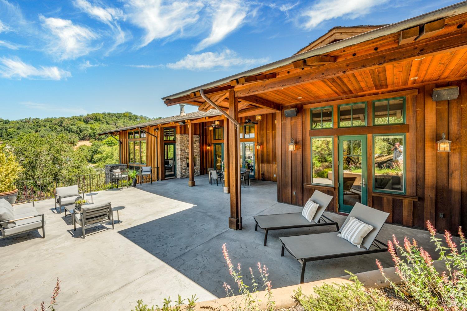 Detail Gallery Image 48 of 57 For 231 Poppy Hill Dr, Healdsburg,  CA 95448 - 4 Beds | 3/1 Baths