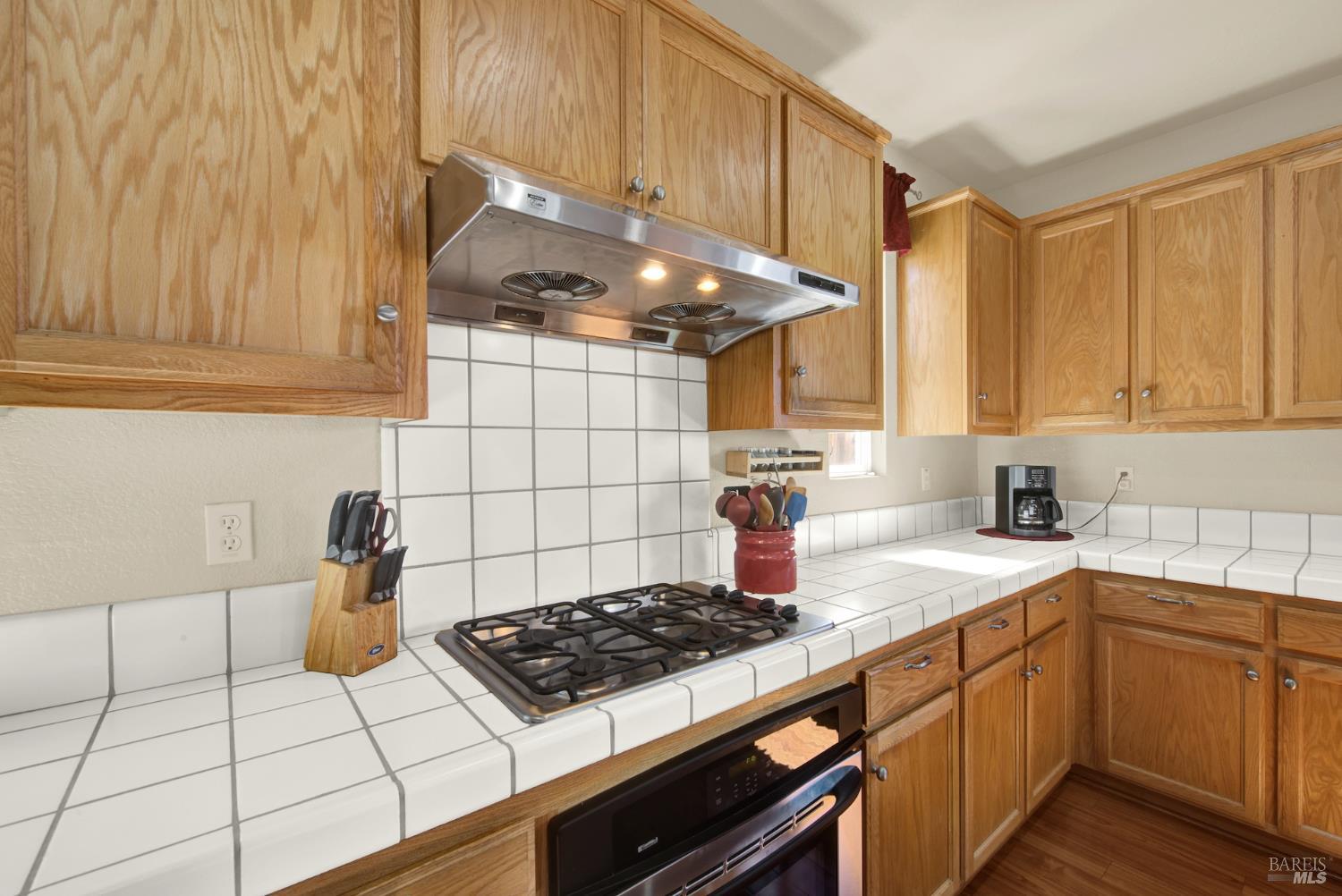 Detail Gallery Image 34 of 99 For 365 Sage Sparrow Cir, Vacaville,  CA 95687 - 6 Beds | 4 Baths