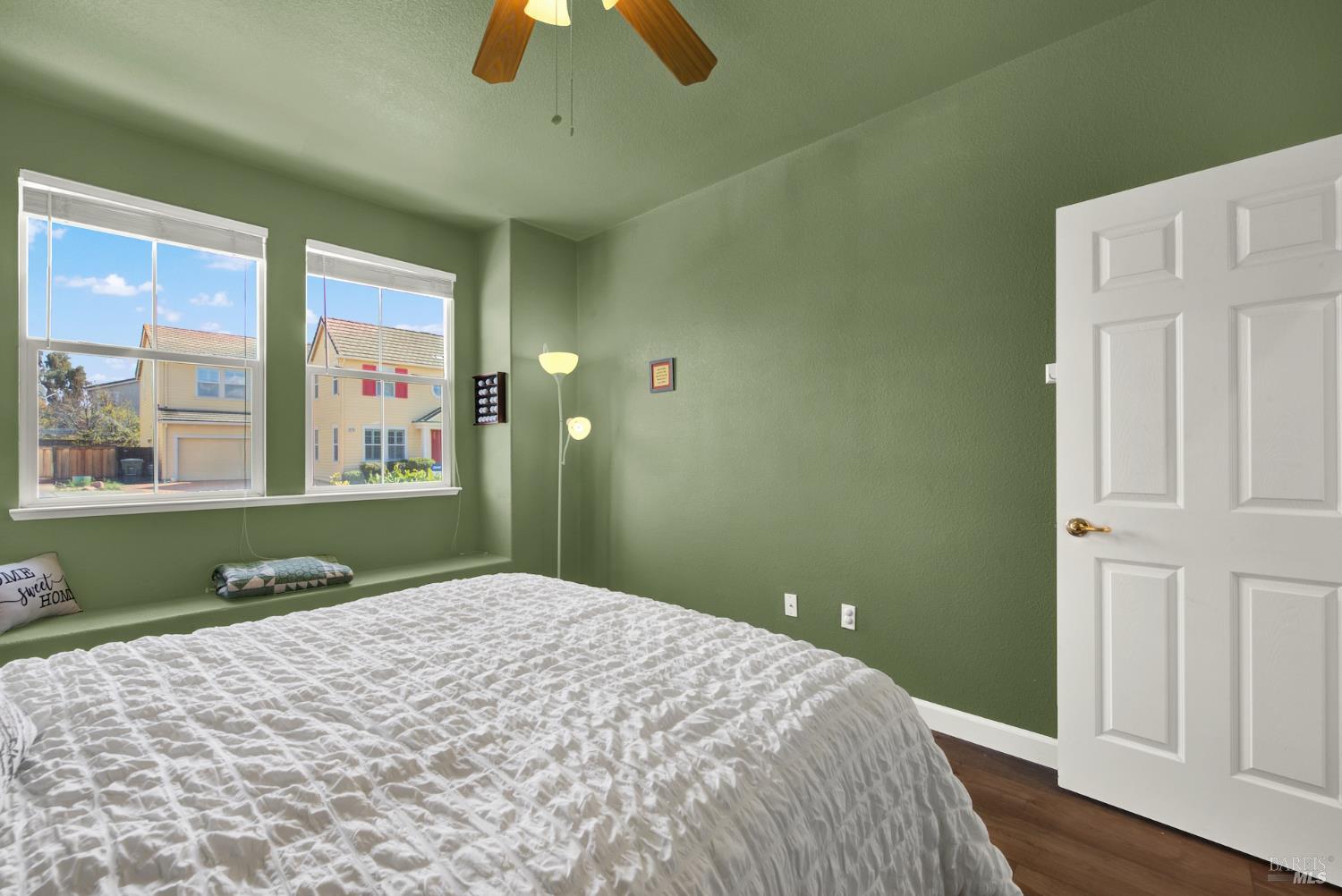 Detail Gallery Image 64 of 99 For 365 Sage Sparrow Cir, Vacaville,  CA 95687 - 6 Beds | 4 Baths