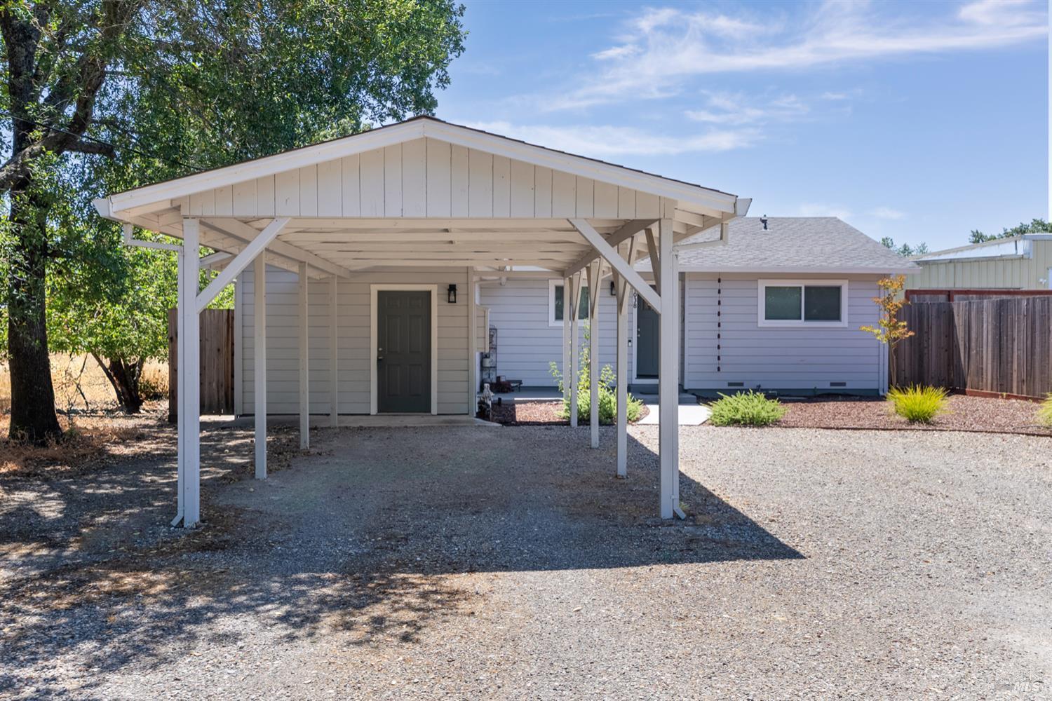 Detail Gallery Image 5 of 34 For 1038 Verano Ave, Sonoma,  CA 95476 - 3 Beds | 2 Baths
