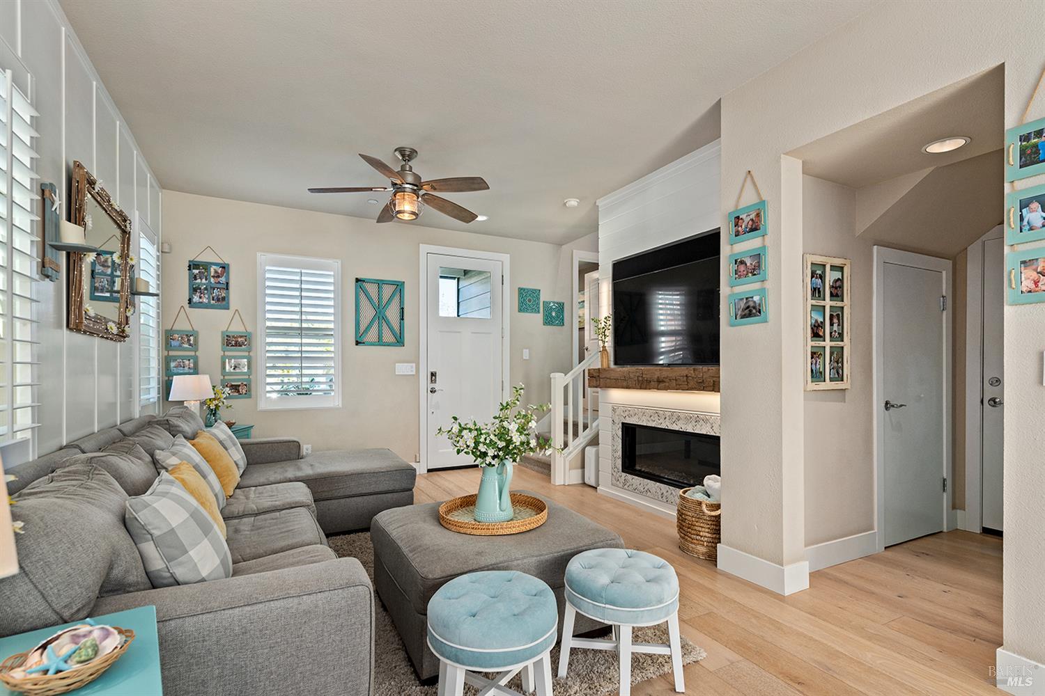 Detail Gallery Image 14 of 37 For 23 Lipton Way, Cotati,  CA 94931 - 3 Beds | 2/1 Baths
