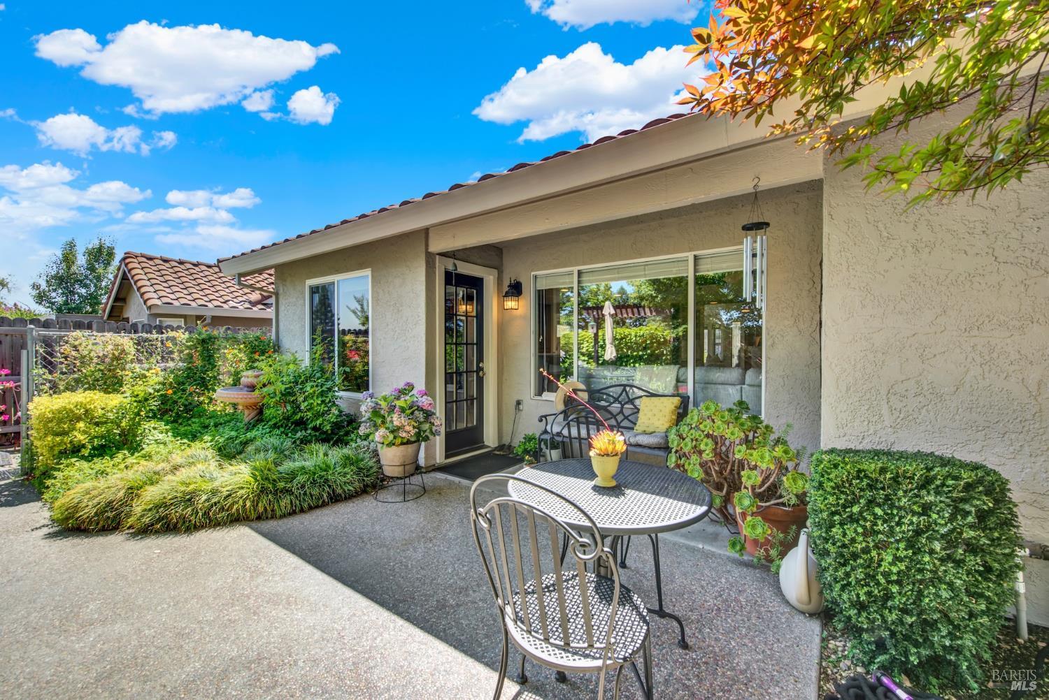 Detail Gallery Image 50 of 63 For 231 Ballindine Dr, Vacaville,  CA 95688 - 4 Beds | 2 Baths