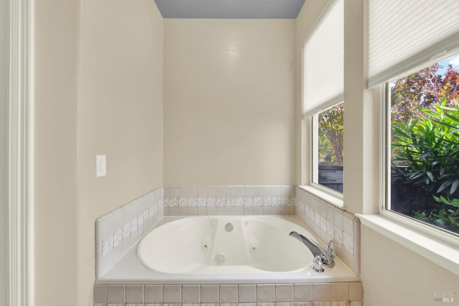 Detail Gallery Image 60 of 93 For 616 Pavilion Dr, Fairfield,  CA 94534 - 3 Beds | 2/1 Baths