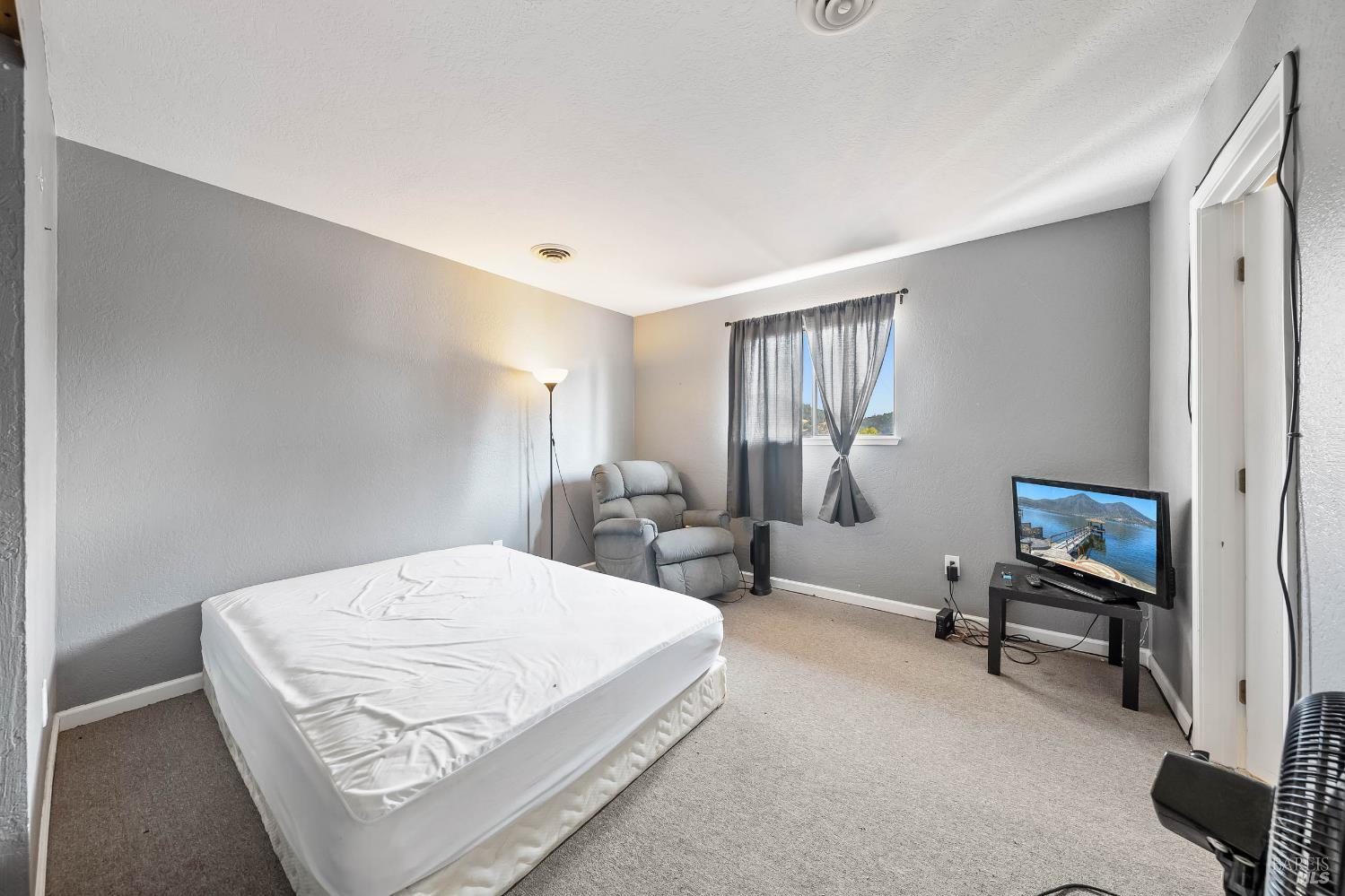 Detail Gallery Image 22 of 49 For 12902 Lakeland St, Clearlake Oaks,  CA 95423 - 4 Beds | 2/1 Baths