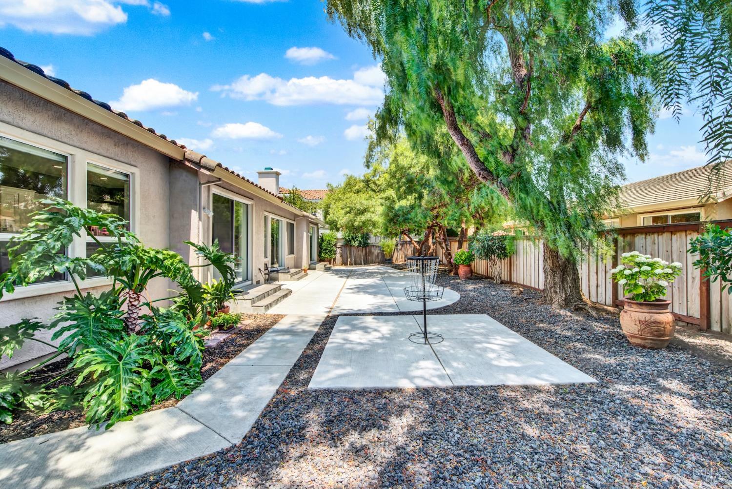 Detail Gallery Image 81 of 93 For 616 Pavilion Dr, Fairfield,  CA 94534 - 3 Beds | 2/1 Baths