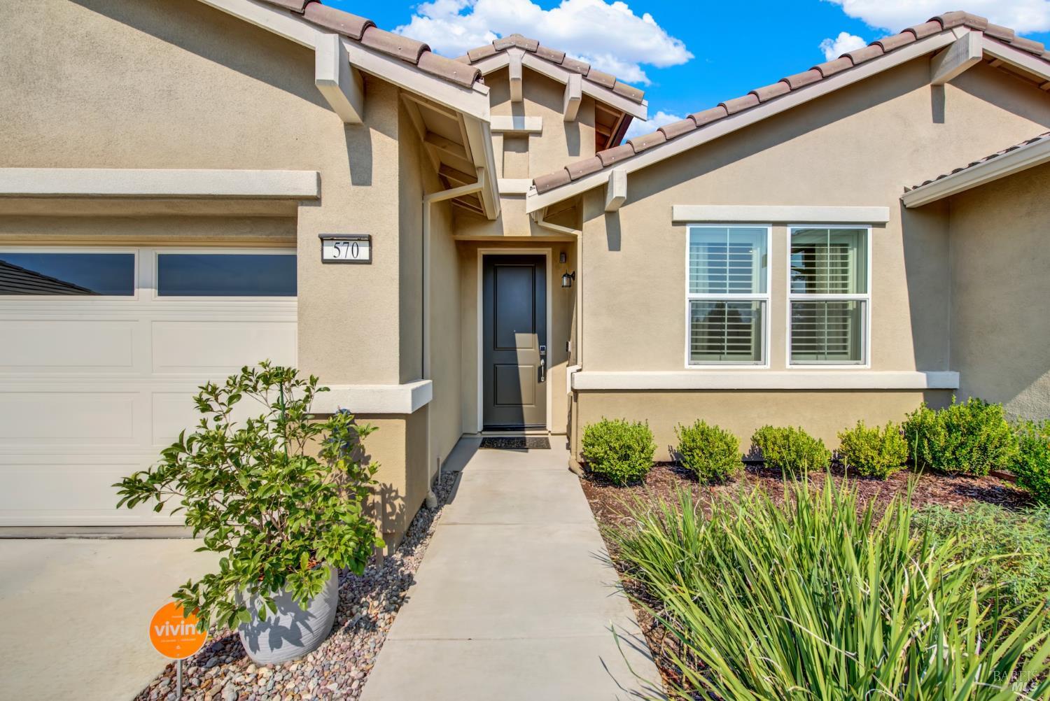Detail Gallery Image 6 of 73 For 570 Wildflower Ct, Dixon,  CA 95620 - 3 Beds | 2 Baths