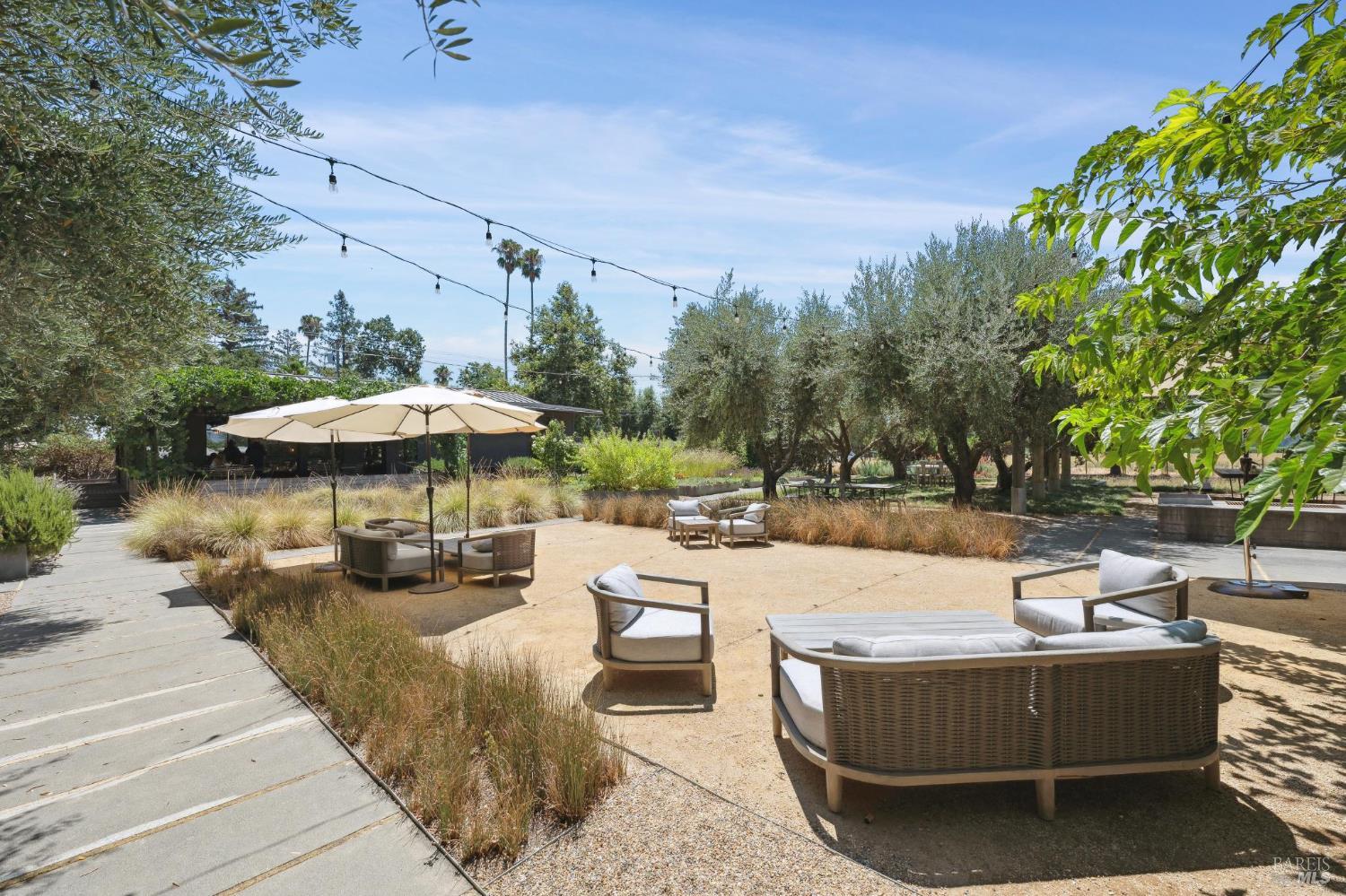 Detail Gallery Image 9 of 12 For 3487 Alexander Valley Rd, Healdsburg,  CA 95448 - 0 Beds | 0/2 Baths