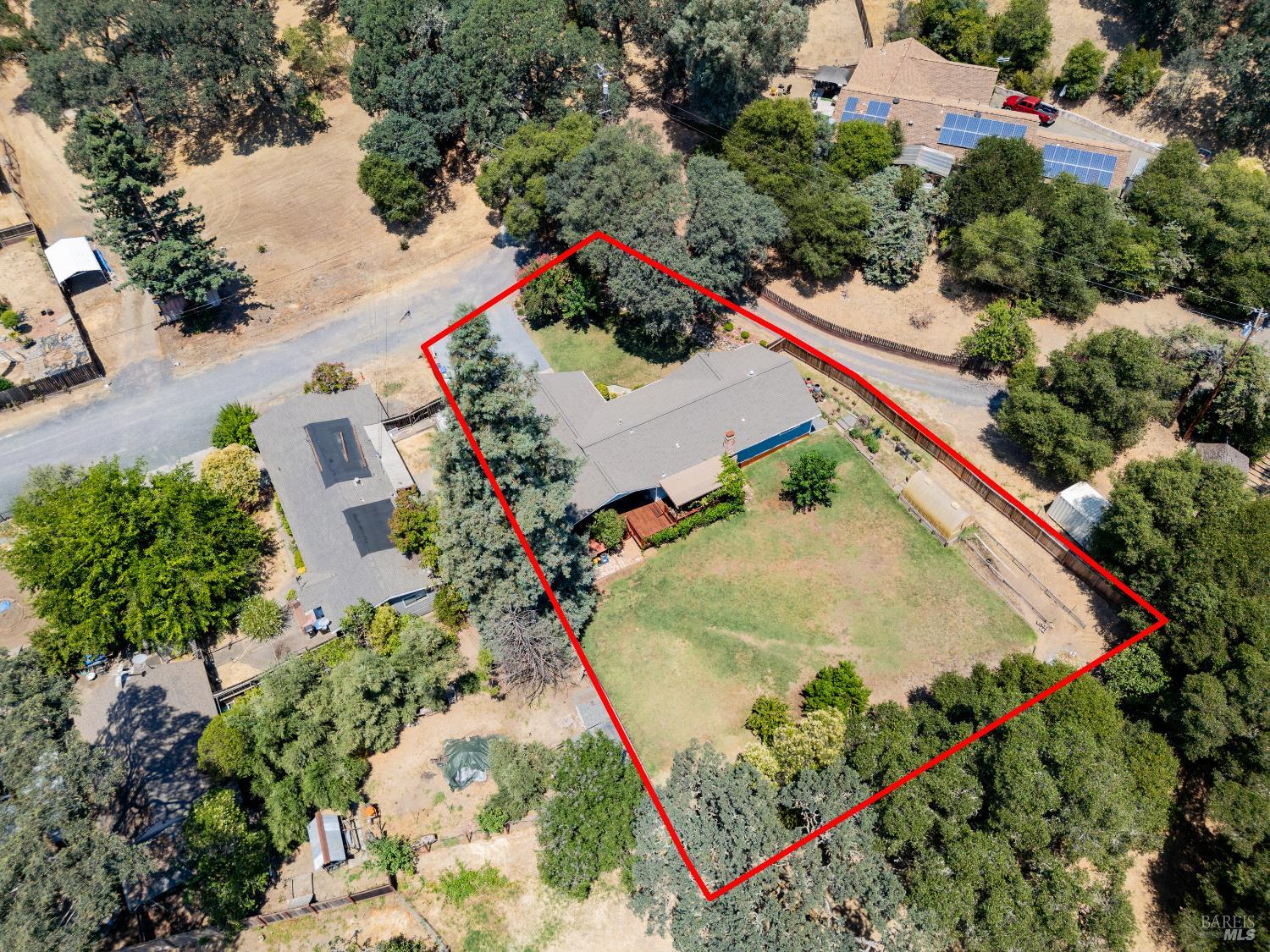 Detail Gallery Image 31 of 34 For 1725 E Madrone Dr, Ukiah,  CA 95482 - 4 Beds | 2 Baths