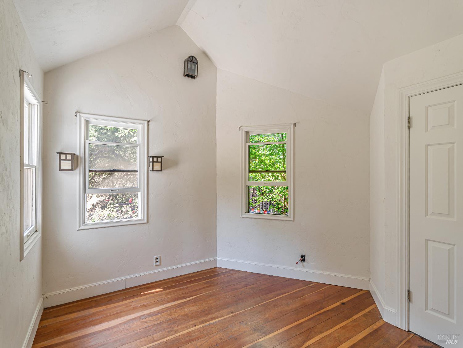 Detail Gallery Image 12 of 66 For 480 Pearl St, Cazadero,  CA 95421 - 3 Beds | 2 Baths