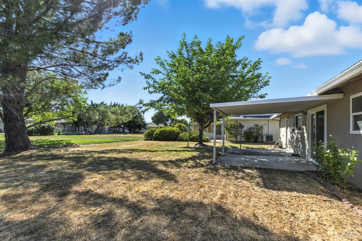 Detail Gallery Image 24 of 30 For 189 Lassen Cir, Vacaville,  CA 95687 - 2 Beds | 1 Baths
