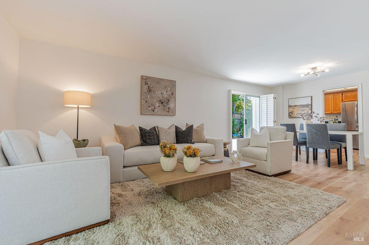Detail Gallery Image 8 of 60 For 2541 Topaz Dr, Novato,  CA 94945 - 4 Beds | 2/1 Baths