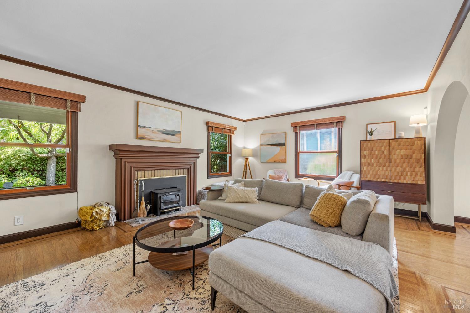 Detail Gallery Image 8 of 49 For 1219 Amador St, Vallejo,  CA 94590 - 3 Beds | 2/1 Baths