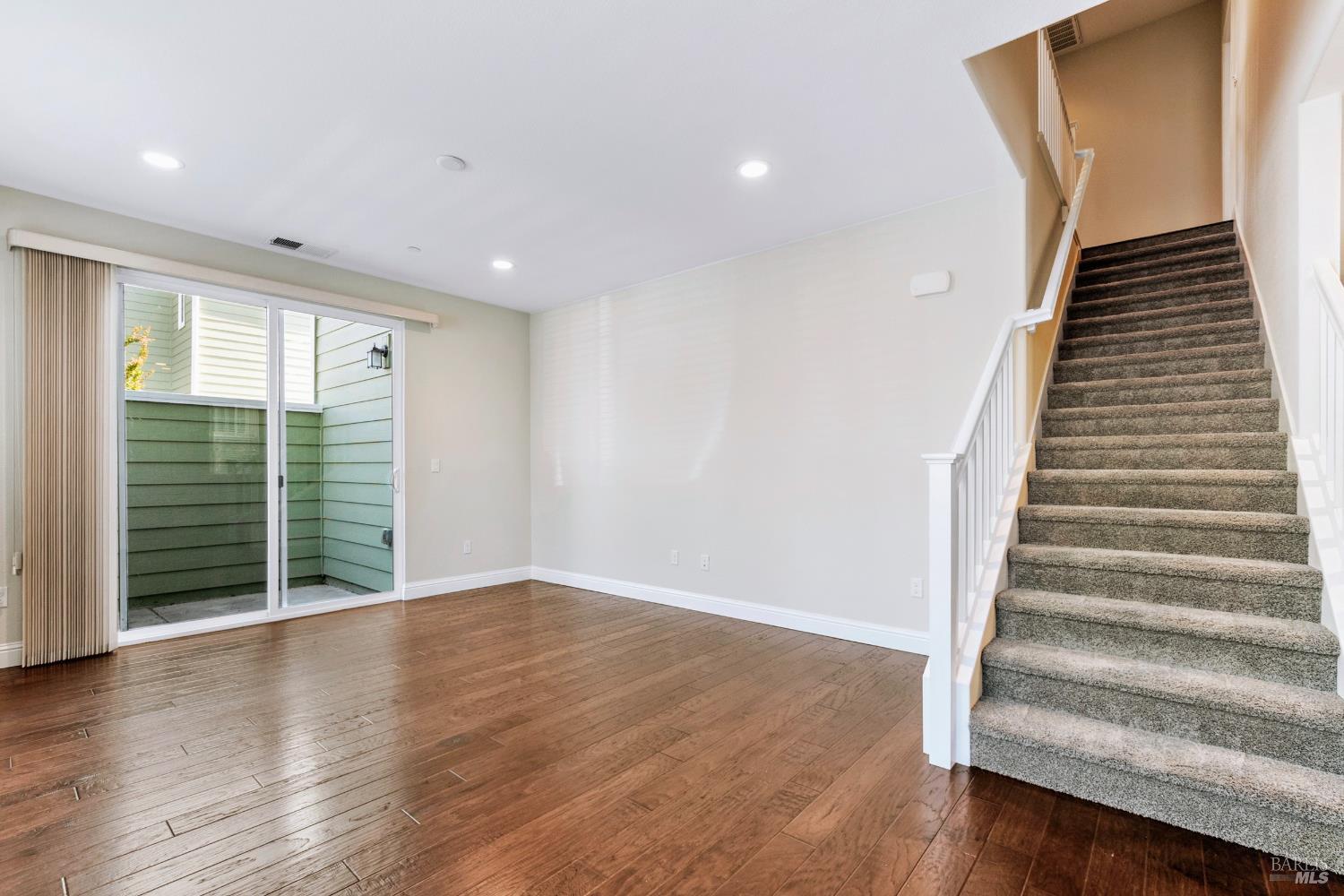 Detail Gallery Image 31 of 47 For 2152 Eva St, Napa,  CA 94559 - 3 Beds | 2/1 Baths