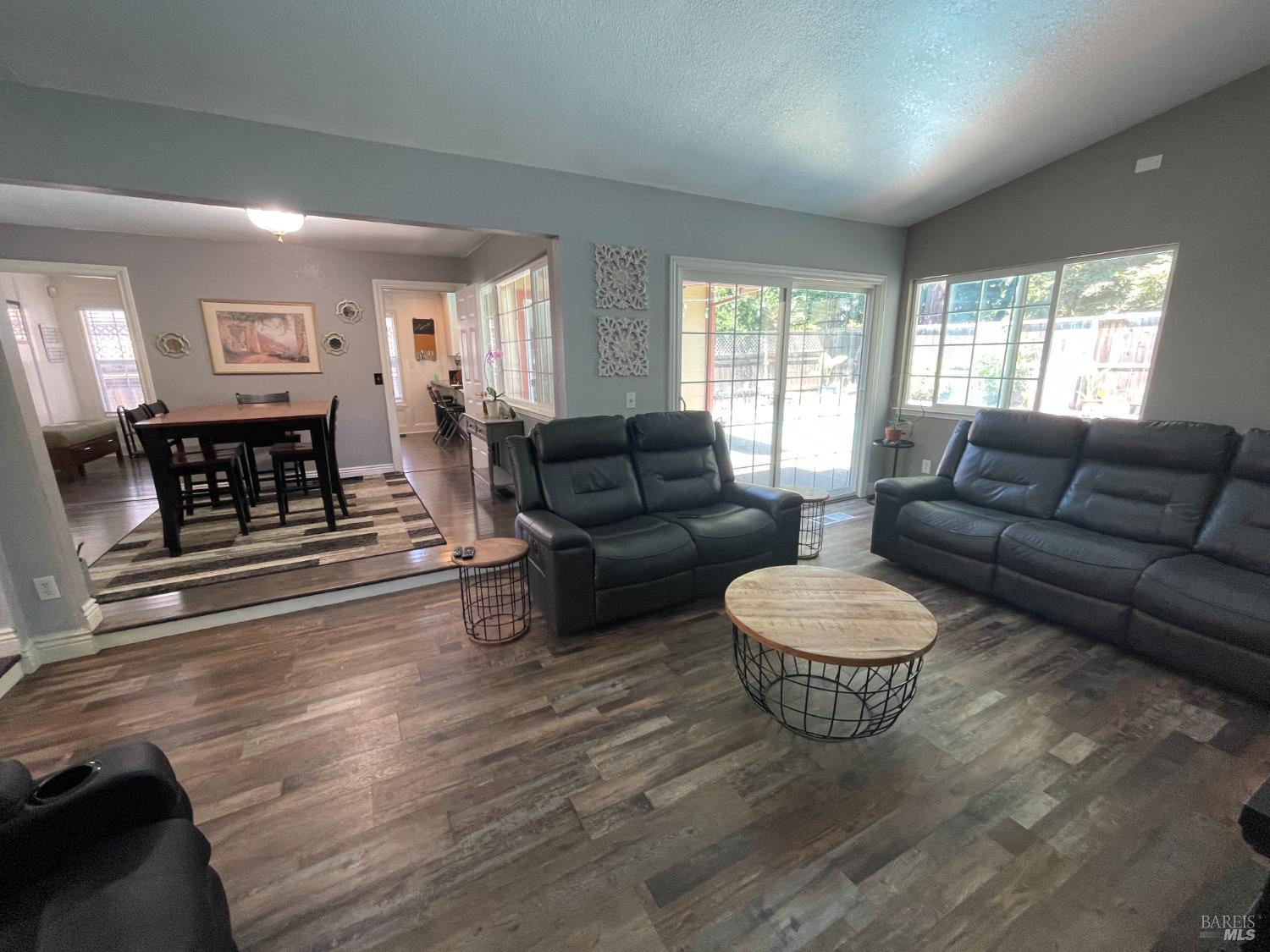 Detail Gallery Image 17 of 46 For 6194 San Gabriel Pl, Rohnert Park,  CA 94928 - 4 Beds | 2 Baths