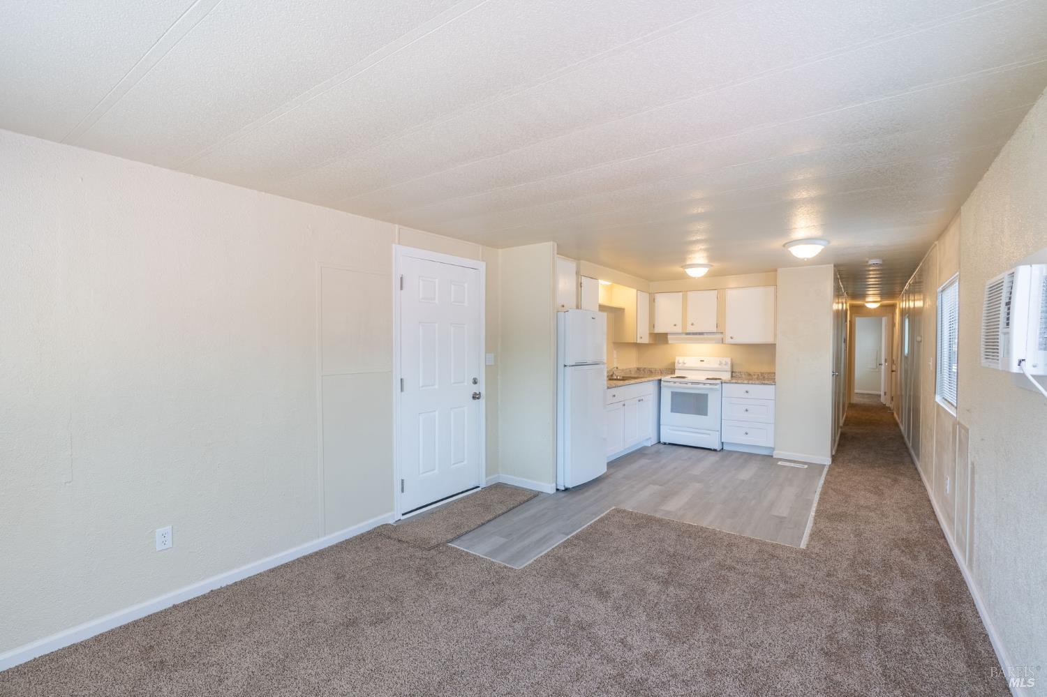 Detail Gallery Image 7 of 23 For 5575 Old Highway 53 Hwy 43, Clearlake,  CA 95422 - 2 Beds | 1/1 Baths