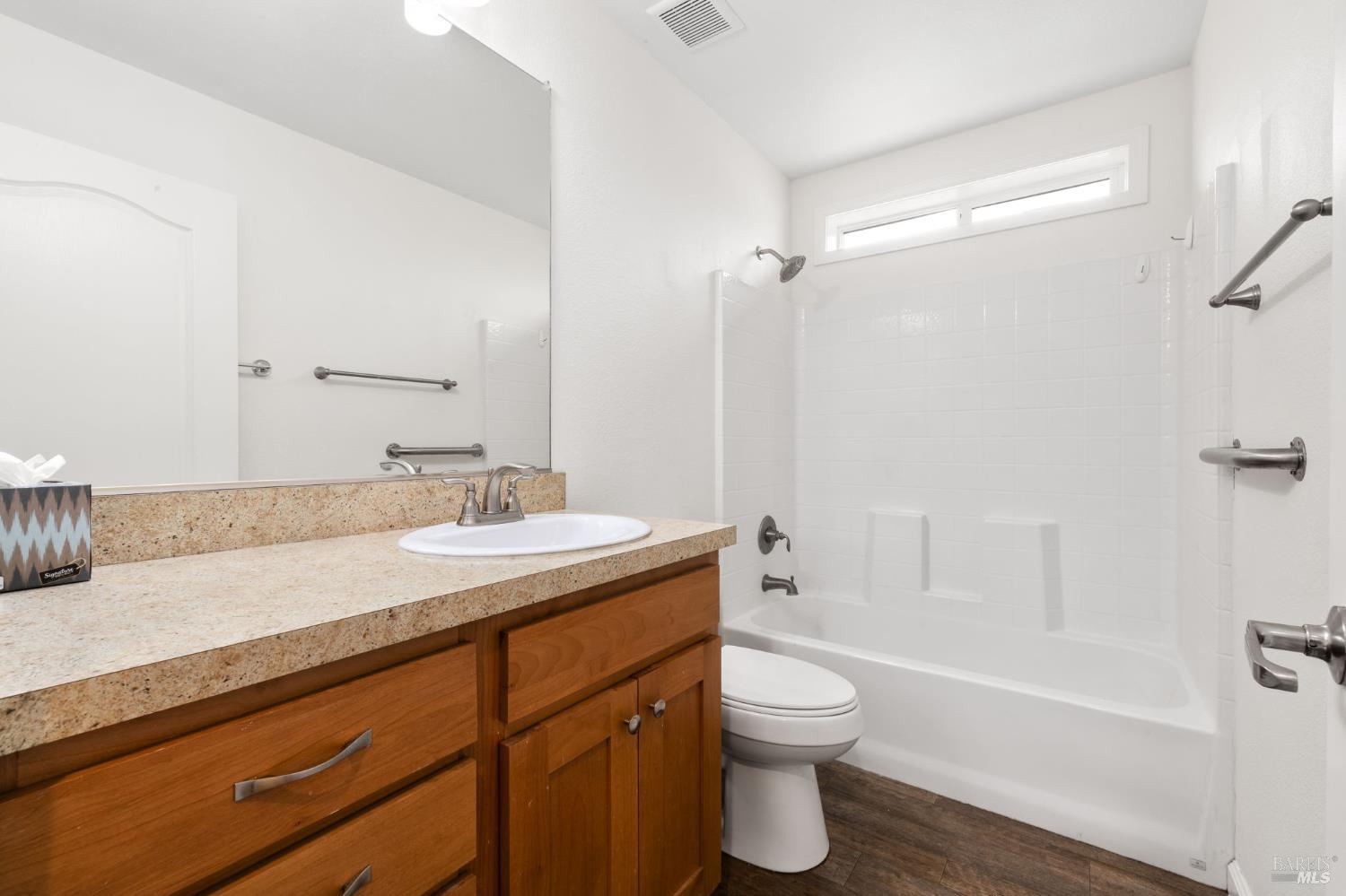 Detail Gallery Image 15 of 19 For 70 Romani Ct, Santa Rosa,  CA 95407 - 2 Beds | 1 Baths