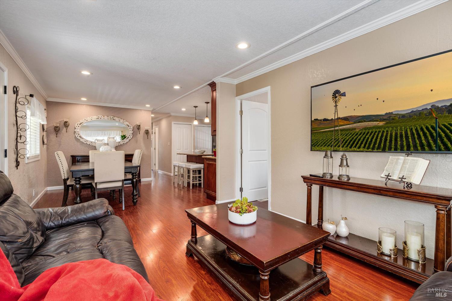 Detail Gallery Image 16 of 42 For 107 Garth St, Napa,  CA 94558 - 3 Beds | 2 Baths