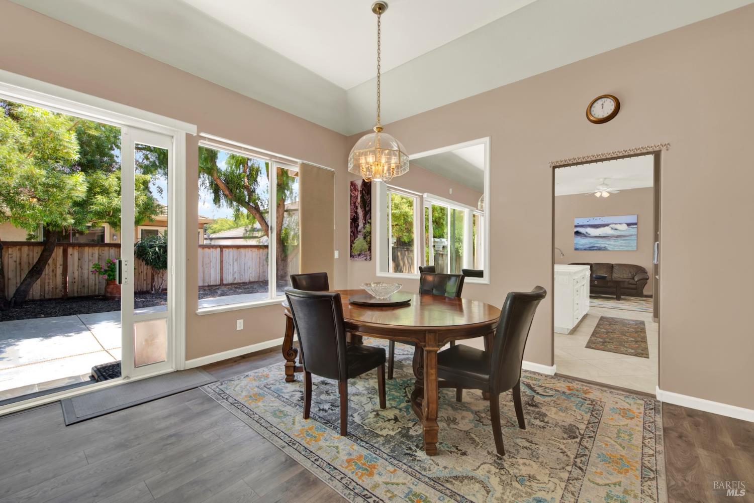 Detail Gallery Image 26 of 93 For 616 Pavilion Dr, Fairfield,  CA 94534 - 3 Beds | 2/1 Baths