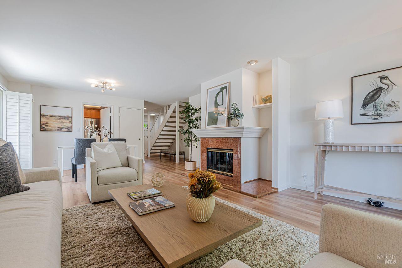 Detail Gallery Image 7 of 60 For 2541 Topaz Dr, Novato,  CA 94945 - 4 Beds | 2/1 Baths