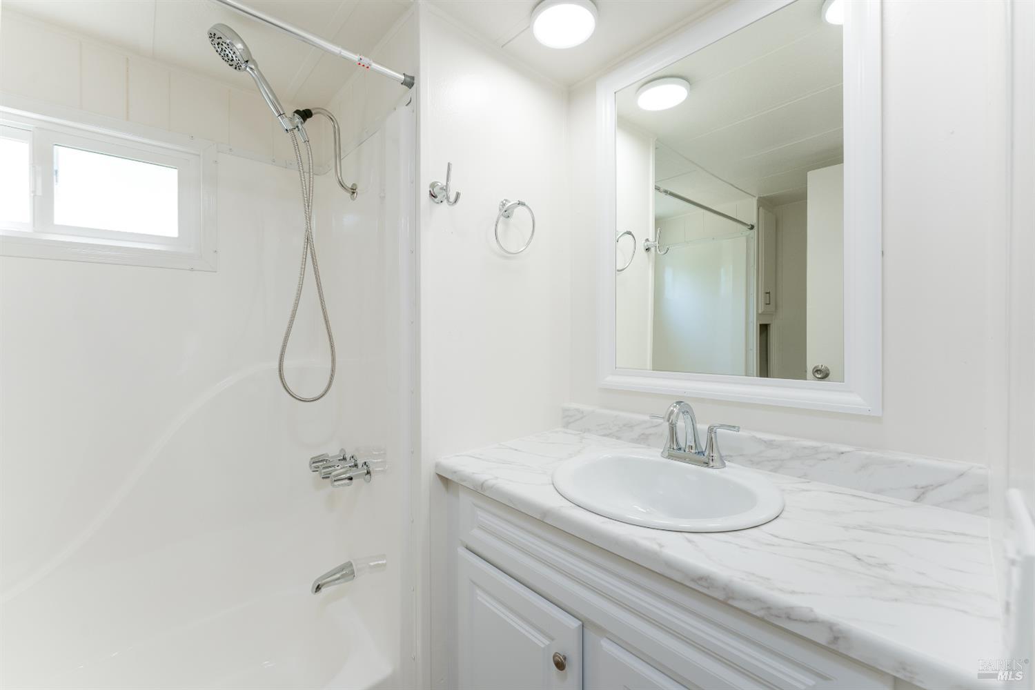 Detail Gallery Image 16 of 21 For 700 E Gobbi St 80, Ukiah,  CA 95482 - 2 Beds | 1 Baths