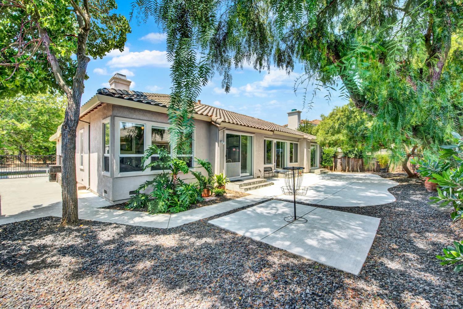Detail Gallery Image 82 of 93 For 616 Pavilion Dr, Fairfield,  CA 94534 - 3 Beds | 2/1 Baths