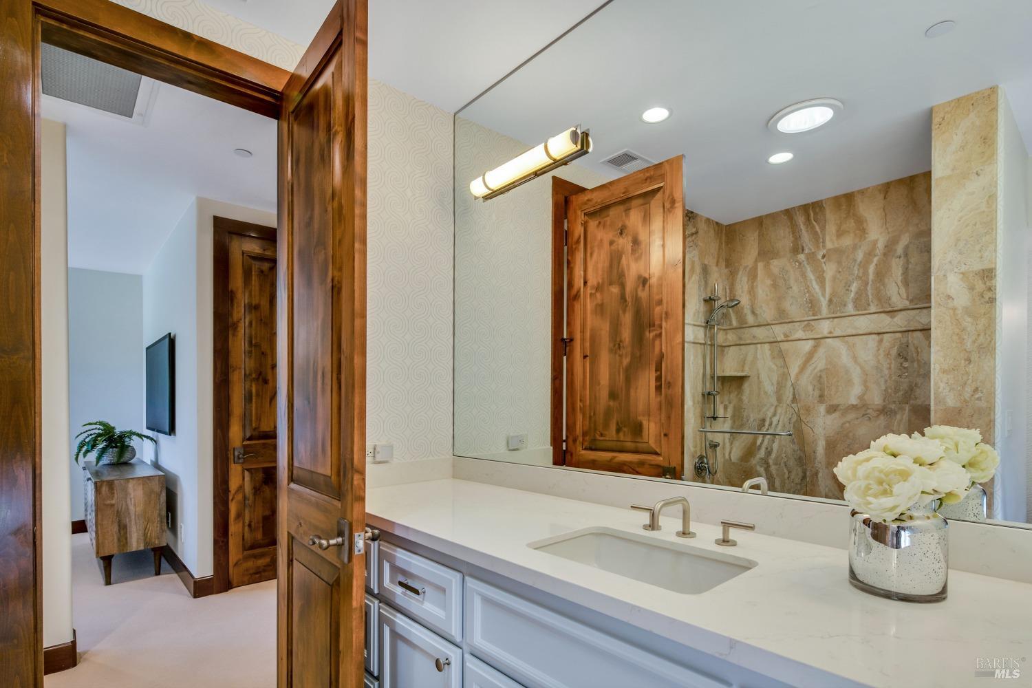Detail Gallery Image 40 of 57 For 231 Poppy Hill Dr, Healdsburg,  CA 95448 - 4 Beds | 3/1 Baths