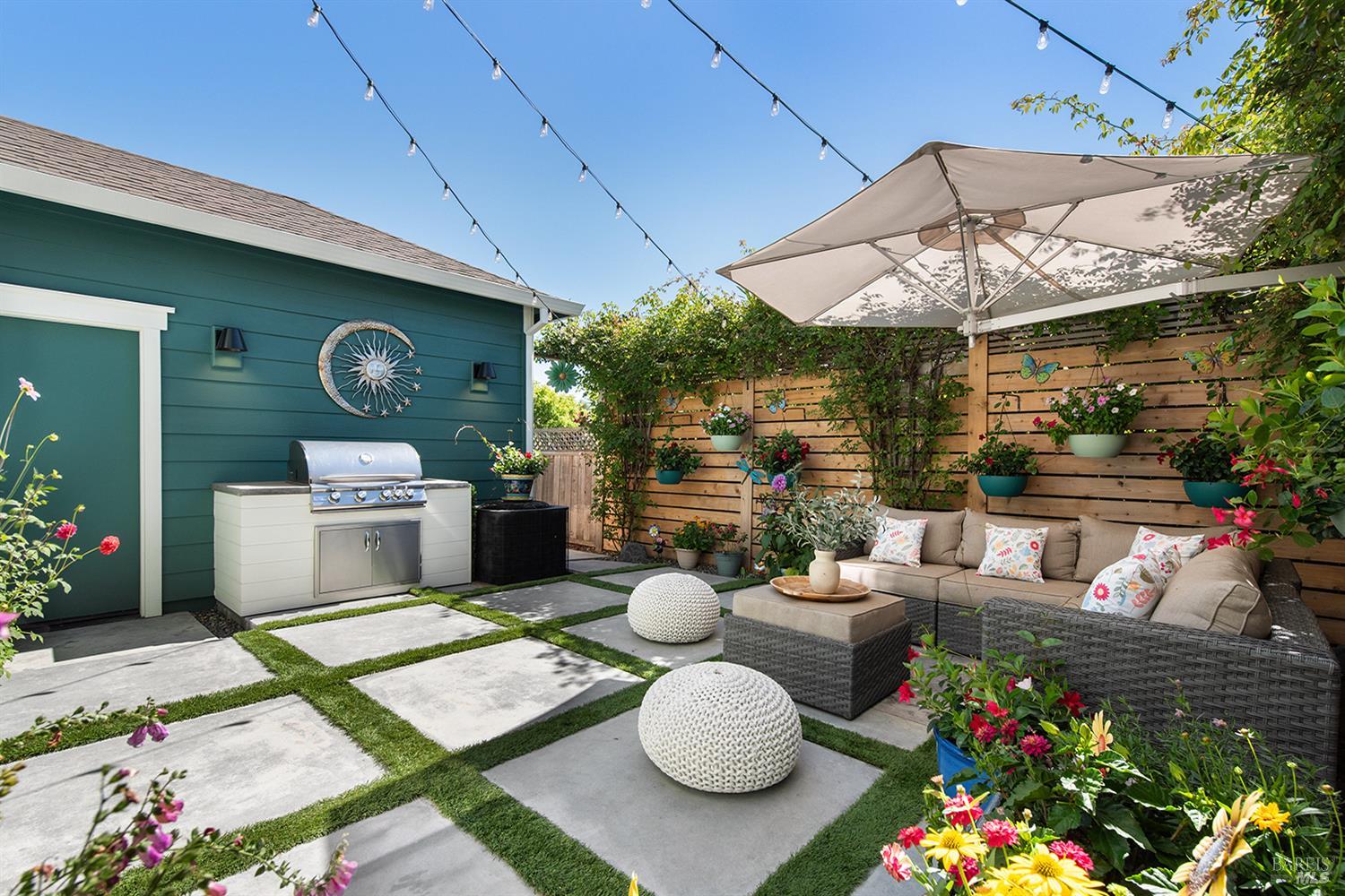 Detail Gallery Image 18 of 37 For 23 Lipton Way, Cotati,  CA 94931 - 3 Beds | 2/1 Baths