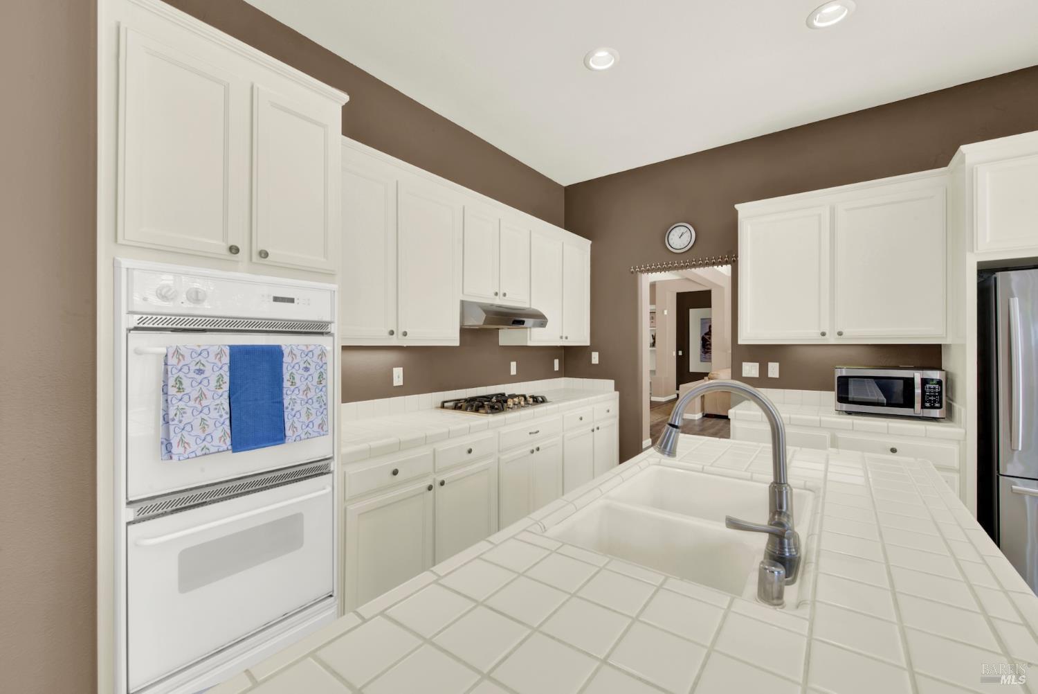 Detail Gallery Image 41 of 93 For 616 Pavilion Dr, Fairfield,  CA 94534 - 3 Beds | 2/1 Baths