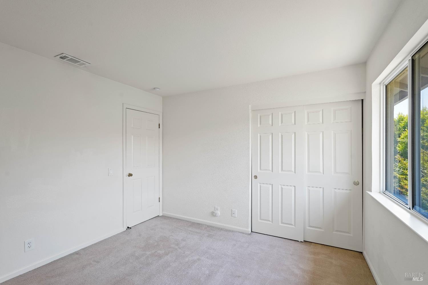 Detail Gallery Image 46 of 71 For 598 Crownpointe Cir, Vacaville,  CA 95687 - 4 Beds | 3 Baths