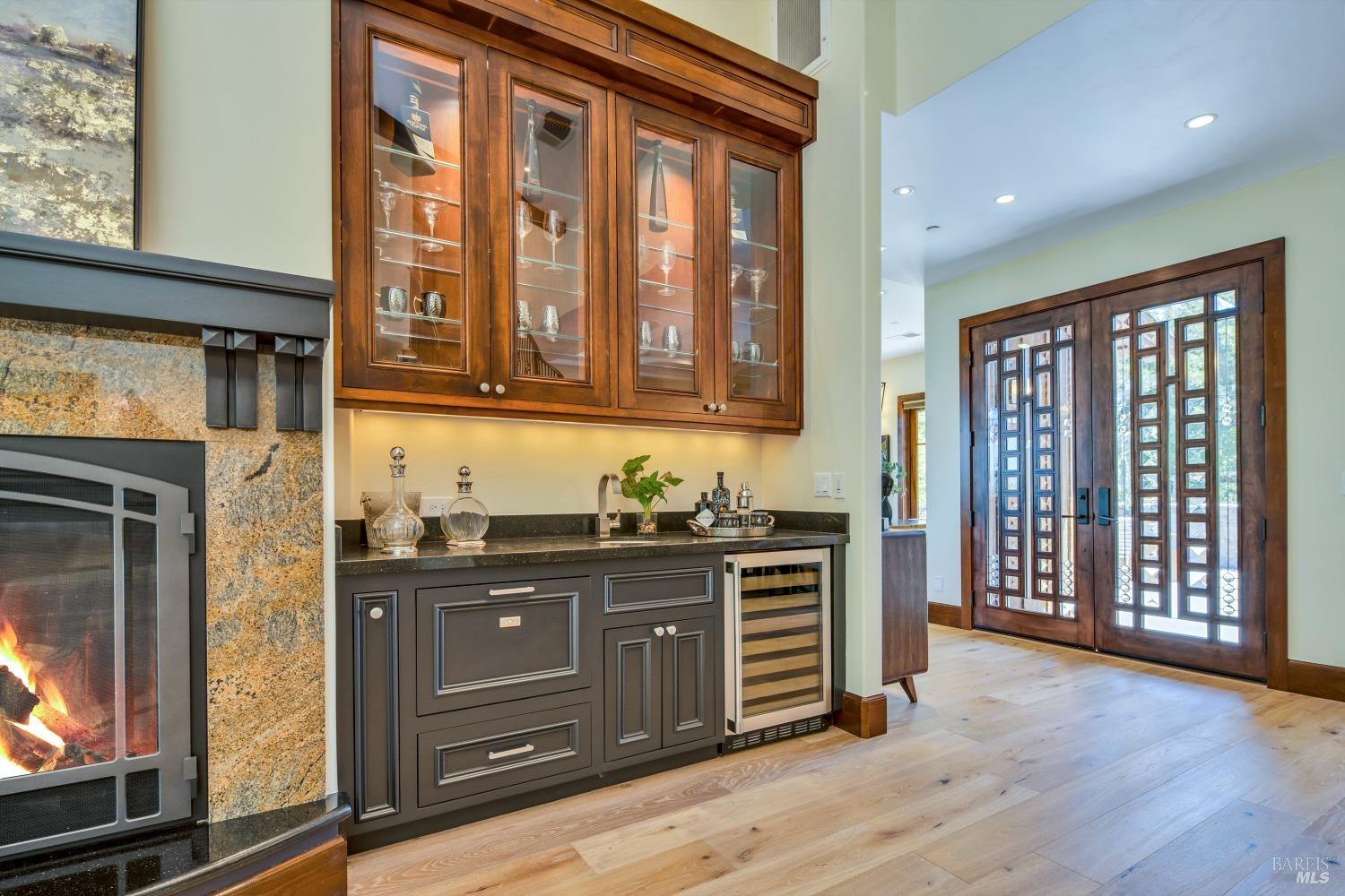 Detail Gallery Image 24 of 57 For 231 Poppy Hill Dr, Healdsburg,  CA 95448 - 4 Beds | 3/1 Baths