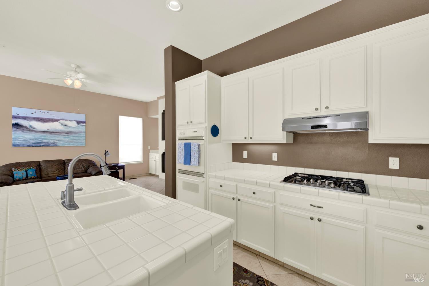 Detail Gallery Image 44 of 93 For 616 Pavilion Dr, Fairfield,  CA 94534 - 3 Beds | 2/1 Baths