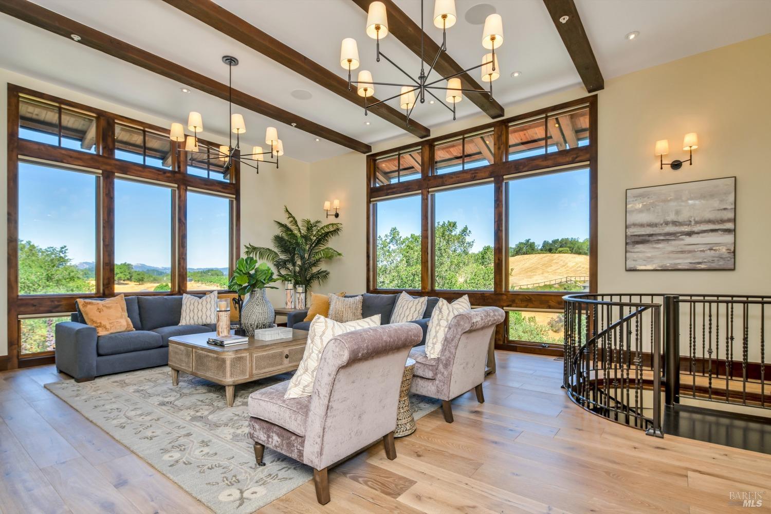 Detail Gallery Image 43 of 57 For 231 Poppy Hill Dr, Healdsburg,  CA 95448 - 4 Beds | 3/1 Baths