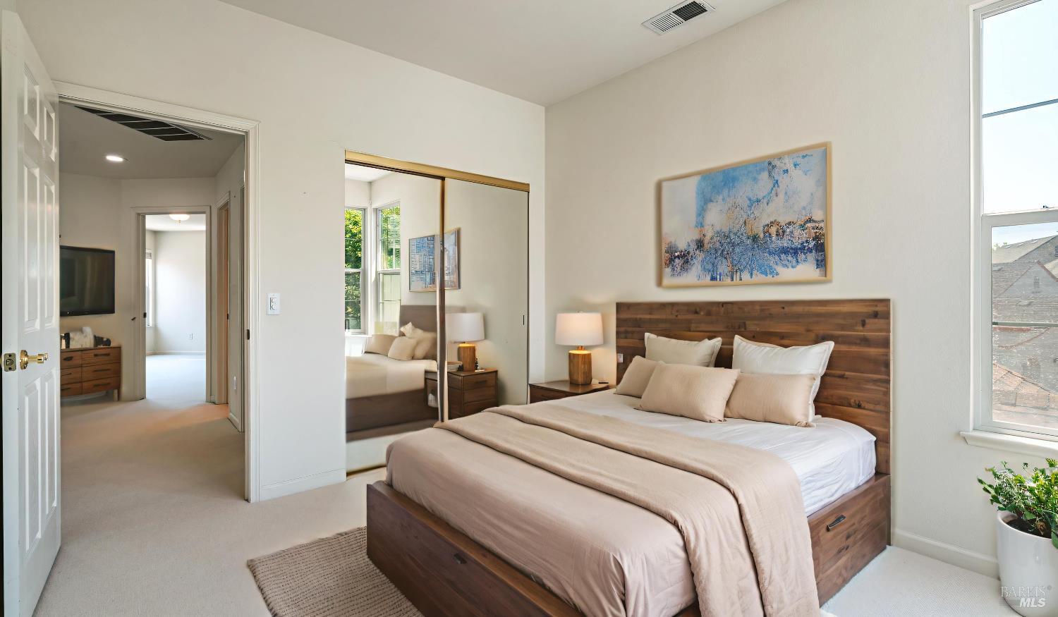 Detail Gallery Image 31 of 54 For 15 Wedgewood Ct, Petaluma,  CA 94954 - 4 Beds | 3 Baths