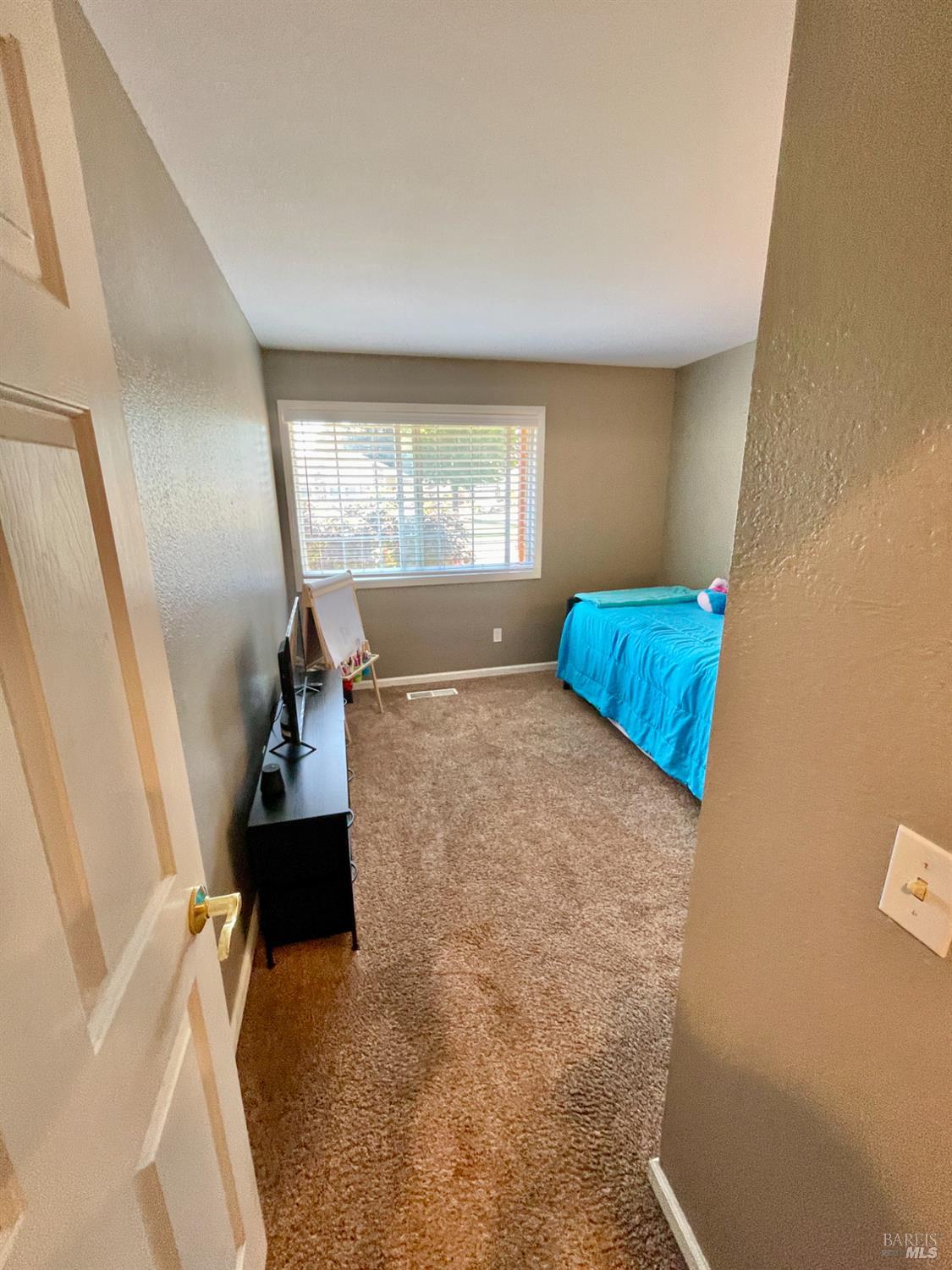 Detail Gallery Image 21 of 46 For 6194 San Gabriel Pl, Rohnert Park,  CA 94928 - 4 Beds | 2 Baths