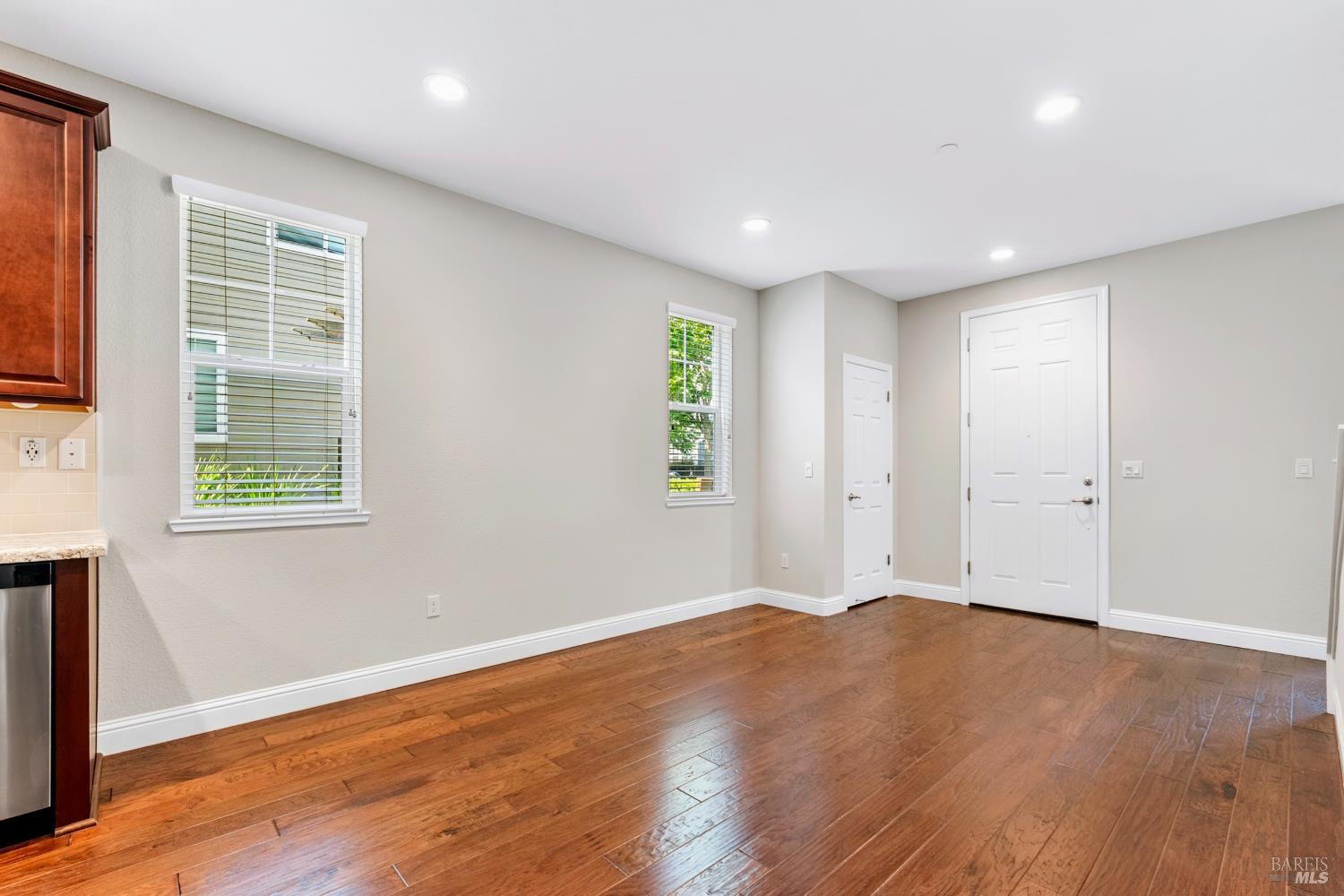 Detail Gallery Image 19 of 47 For 2152 Eva St, Napa,  CA 94559 - 3 Beds | 2/1 Baths