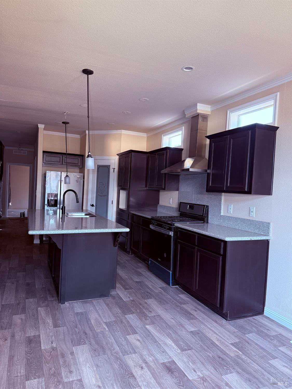 Detail Gallery Image 7 of 22 For 201 Sacramento St, Suisun City,  CA 94585 - 3 Beds | 2 Baths