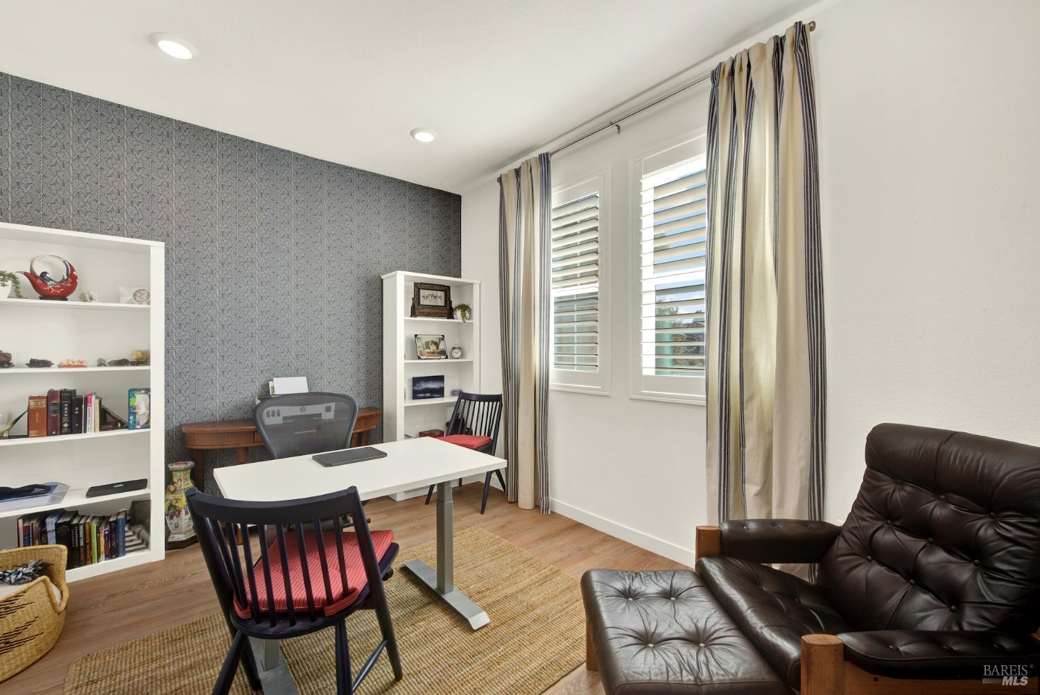 Detail Gallery Image 8 of 73 For 570 Wildflower Ct, Dixon,  CA 95620 - 3 Beds | 2 Baths