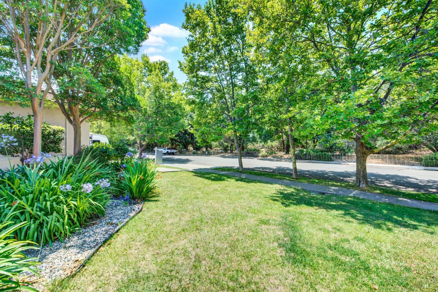 Detail Gallery Image 12 of 93 For 616 Pavilion Dr, Fairfield,  CA 94534 - 3 Beds | 2/1 Baths